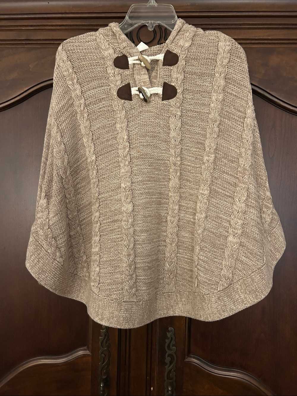 Crazy 8 Beige Cable-Knit Toggle Poncho
